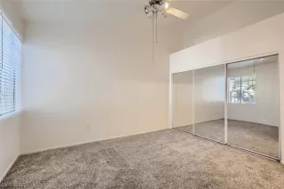 Photo #6: 2353760 Listing