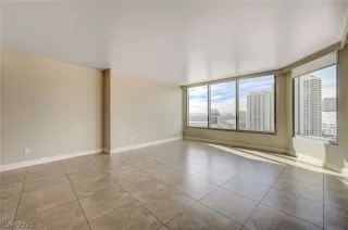 Photo #2: 2353763 Listing 