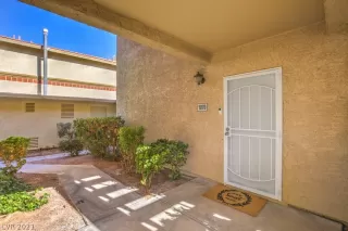 Photo #3: 2353790 Listing