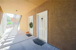 Photo #3: 2353792 Listing