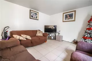 Photo #3: 2353819 Listing 