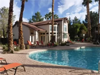 Photo #1: 2353824 Listing