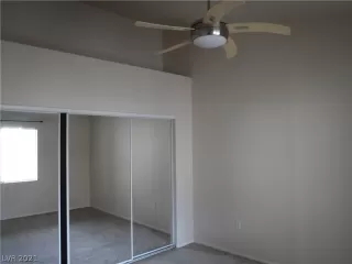 Photo #6: 2353824 Listing