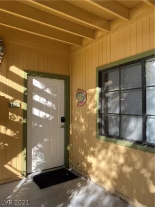 Photo #2: 2353831 Listing 