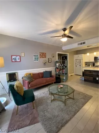 Photo #4: 2353831 Listing 