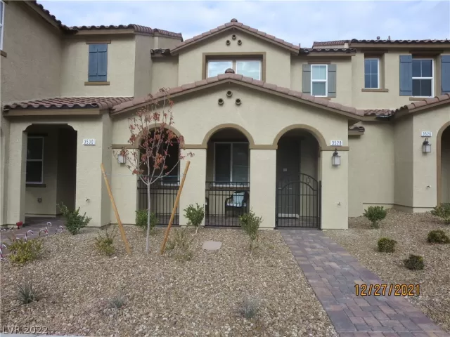 MLS: 2353864 Condo For Sale