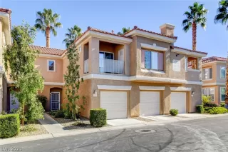 Photo #2: 2353866 Listing 