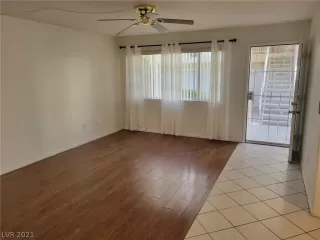 Photo #2: 2353871 Listing 