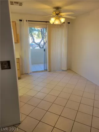 Photo #4: 2353871 Listing 