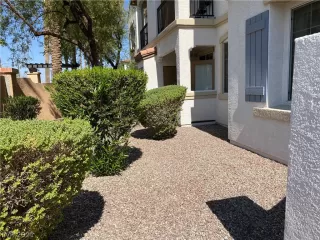 Photo #5: 2353932 Listing