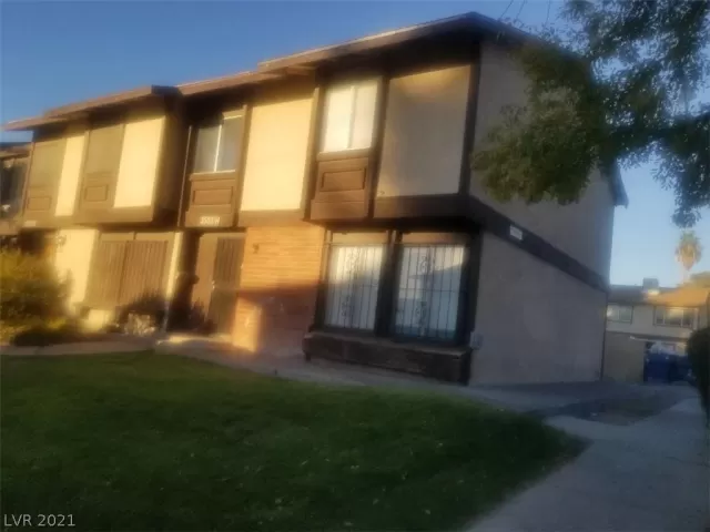 MLS: 2353933 Condo For Sale