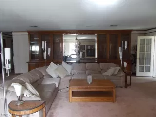 Photo #3: 2353996 Listing 