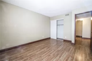 Photo #4: 2354024 Listing 