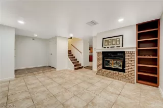 Photo #1: 2354028 Listing