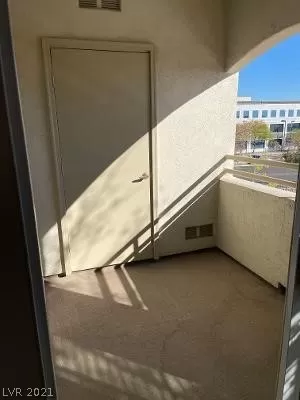 Photo #3: 2354035 Listing 