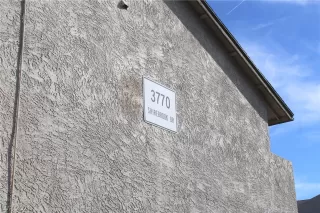 Photo #1: 2354040 Listing 