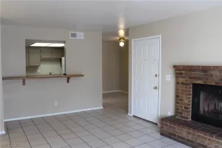 Photo #5: 2354040 Listing 