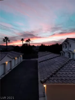 Photo #2: 2354058 Listing 