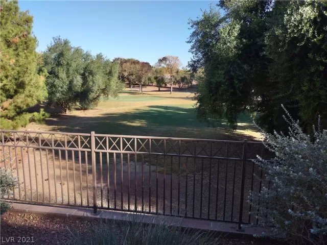 MLS: 2354061 Condo For Sale