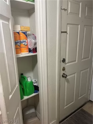 Photo #4: 2354071 Listing 