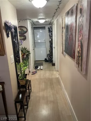 Photo #6: 2354071 Listing 