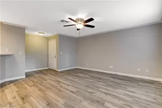 Photo #4: 2354093 Listing 