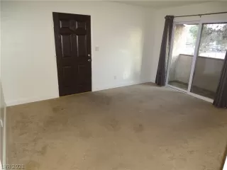 Photo #1: 2354098 Listing 