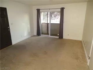 Photo #2: 2354098 Listing 