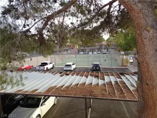 Photo #4: 2354098 Listing 