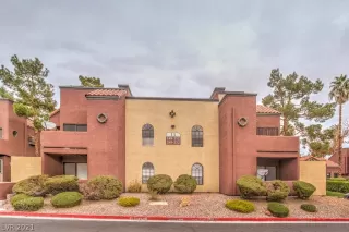 Photo #1: 2354109 Listing