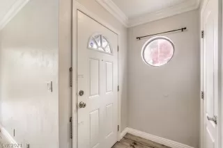 Photo #3: 2354109 Listing