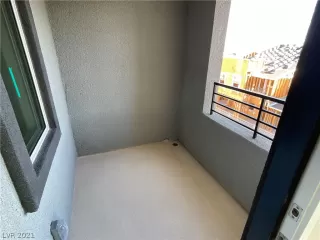 Photo #6: 2354174 Listing