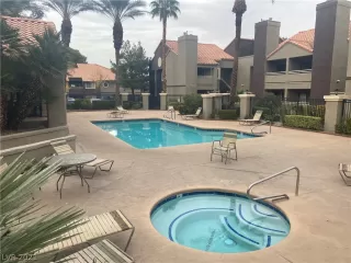 Photo #1: 2354209 Listing 