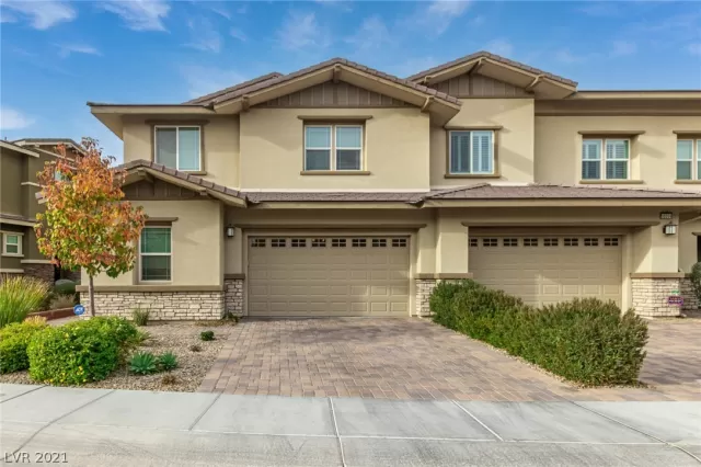 MLS: 2354307 Condo For Sale