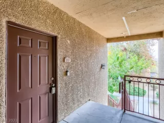 Photo #1: 2354315 Listing 