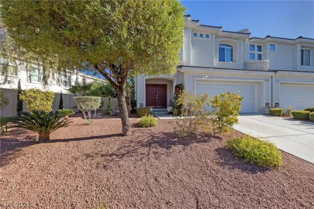 MLS: 2354333 Condo For Sale