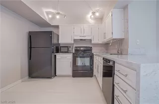 Photo #4: 2354368 Listing 