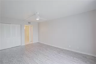 Photo #6: 2354368 Listing 