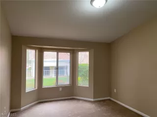 Photo #5: 2354399 Listing 