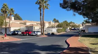 Photo #1: 2354453 Listing 