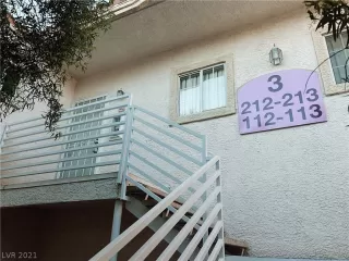 Photo #5: 2354453 Listing 