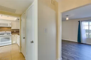 Photo #4: 2354468 Listing 