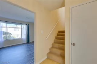 Photo #5: 2354468 Listing 