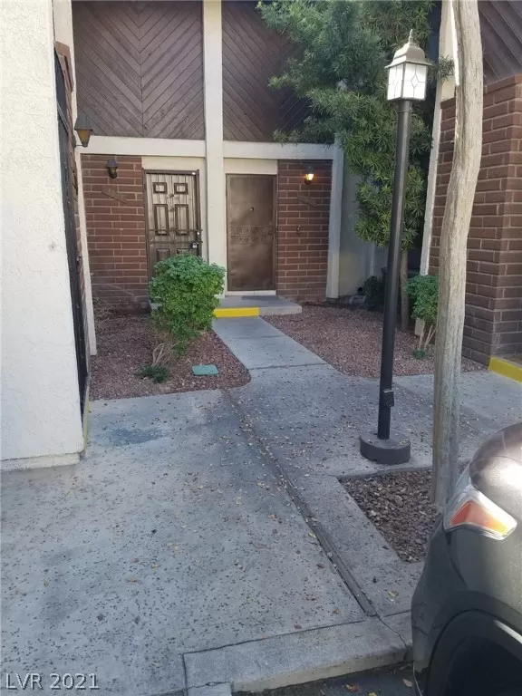 MLS: 2354520 Condo For Sale