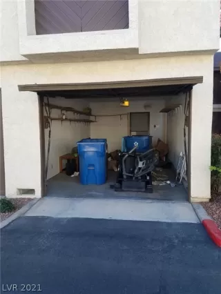 Photo #3: 2354520 Listing