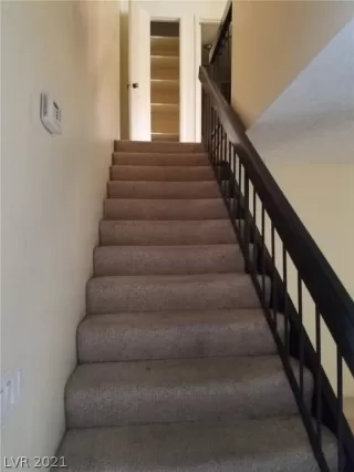 Photo #5: 2354520 Listing