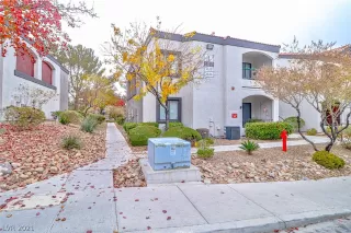 Photo #1: 2354527 Listing 