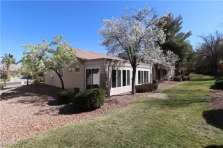 Photo #1: 2354580 Listing 