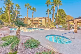 Photo #1: 2354581 Listing 