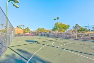 Photo #5: 2354581 Listing 